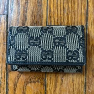 Gucci Black and Tan Monogram Key Holder